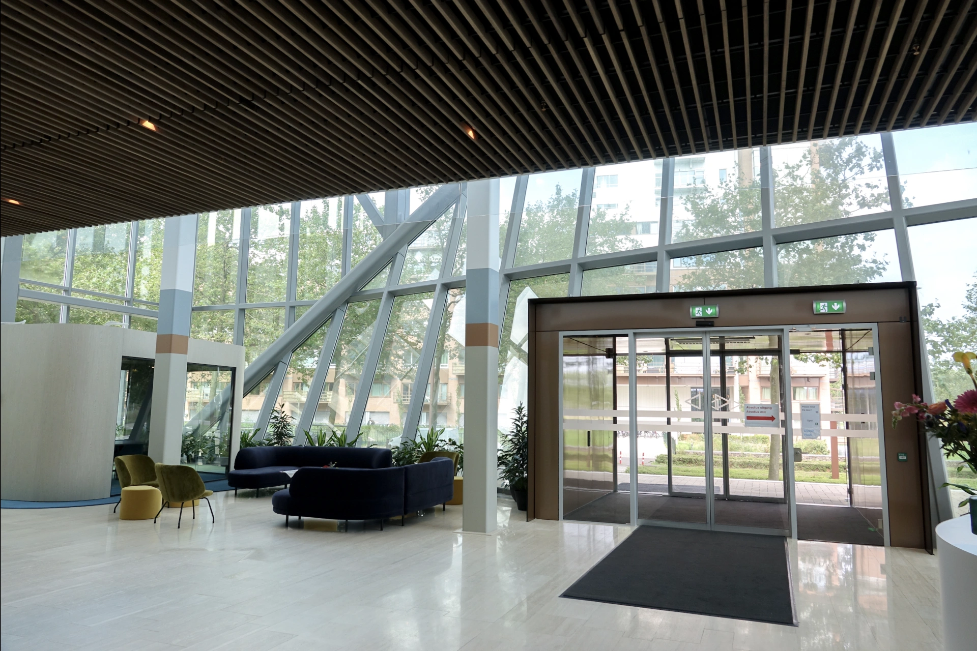 Plan Bee Onderhoud en Advies B.V. | Bedrijvenpand David Ricardostraat te Amsterdam